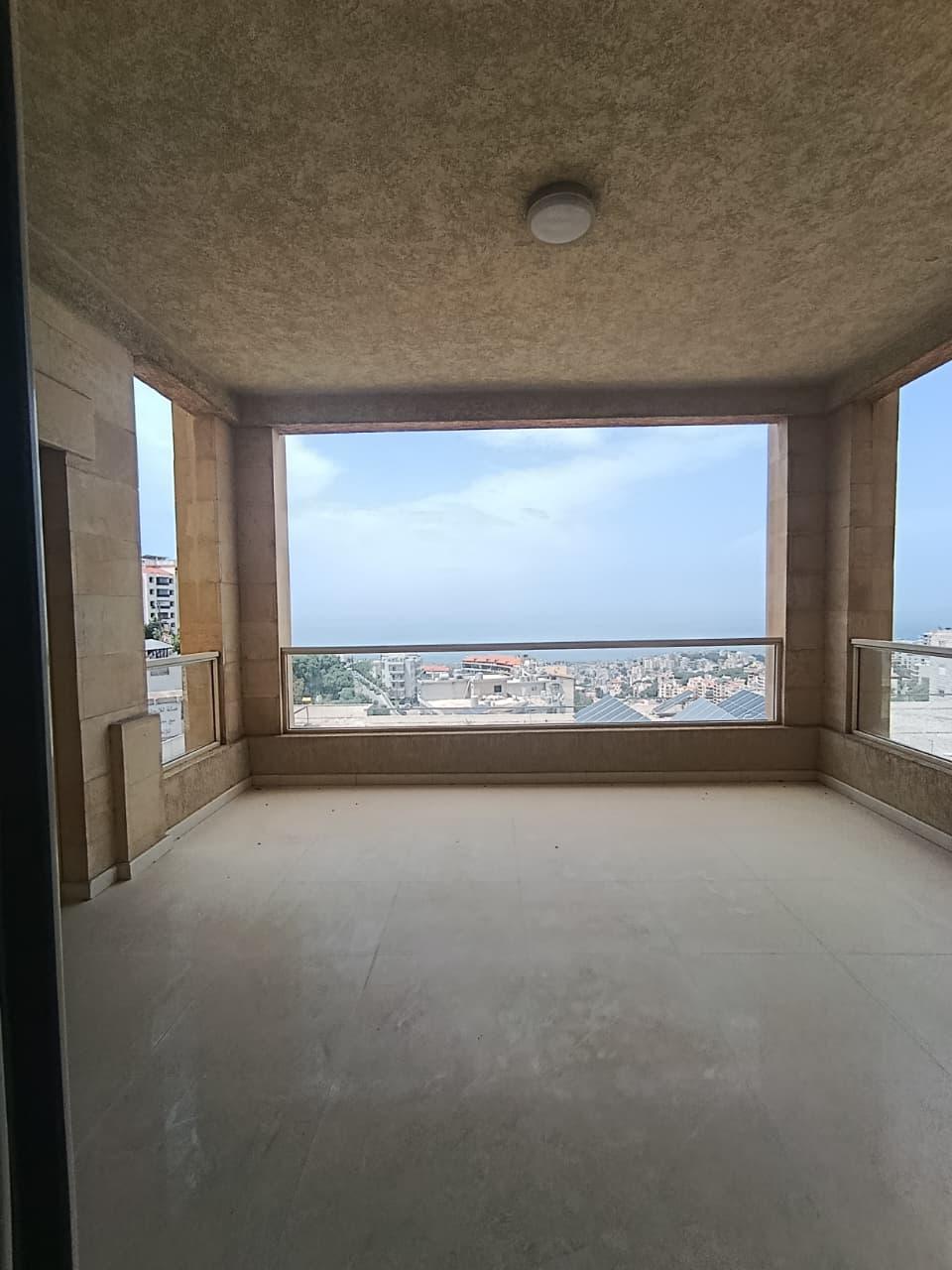 For Sale: Apartment in Mtayleb
