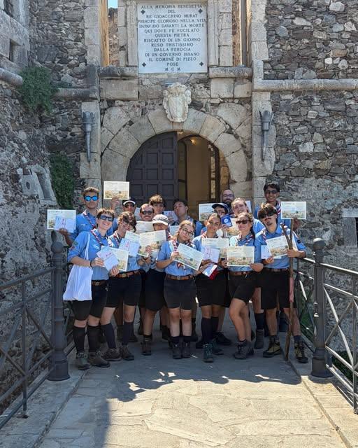 Un saluto al gruppo scout Agesci 2 del clan "La Lumaca" di Acireale (CT) e al gruppo "Bike and Hike" di Roma 👣🚴‍♂️🚴‍♀...