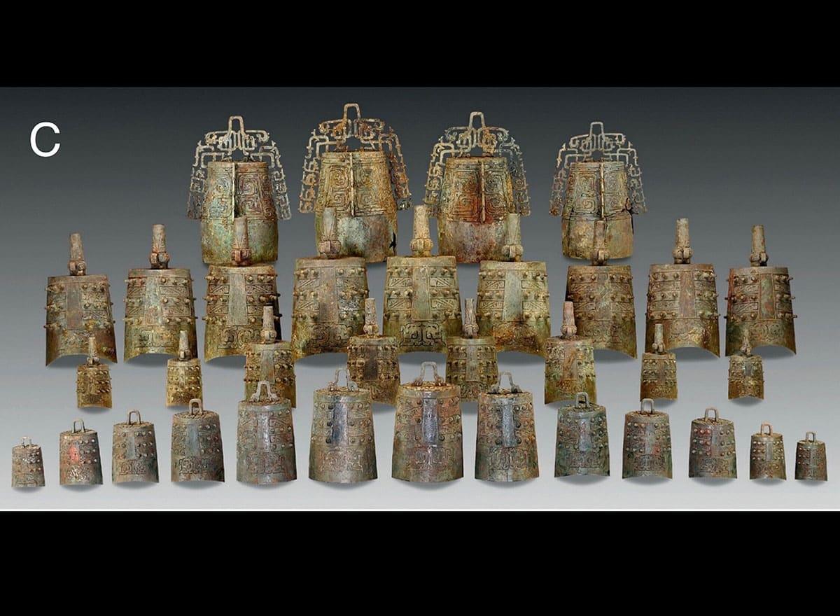 China: 2.600 Jahre alte Bronzeglocken wurden vor der Bestattung eines Fürsten rituell „deaktiviert“