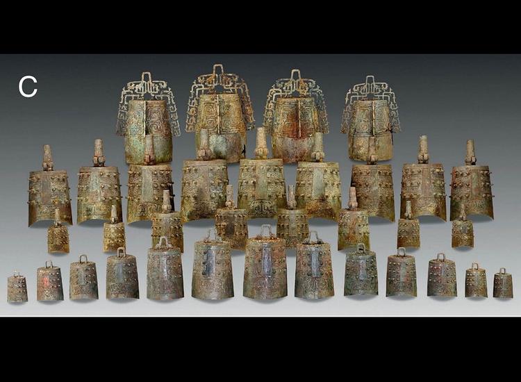 China: 2.600 Jahre alte Bronzeglocken wurden vor der Bestattung eines Fürsten rituell „deaktiviert“
