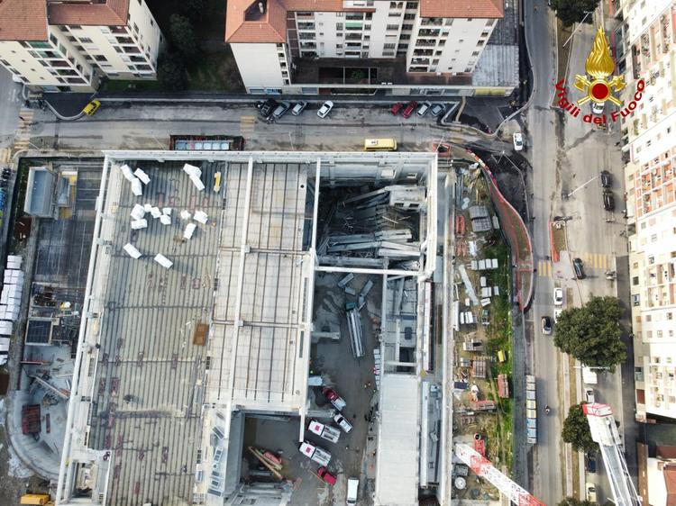 Crollo Firenze, Spc ‘Esselunga vuol demolire e ricostruire uguale’