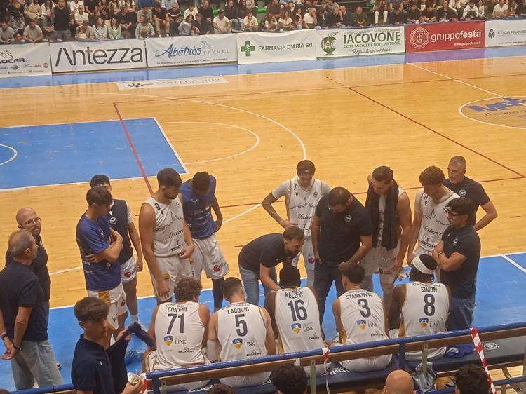 Basket B2/M, Virtus Matera: prima sconfitta della stagione con Nardò