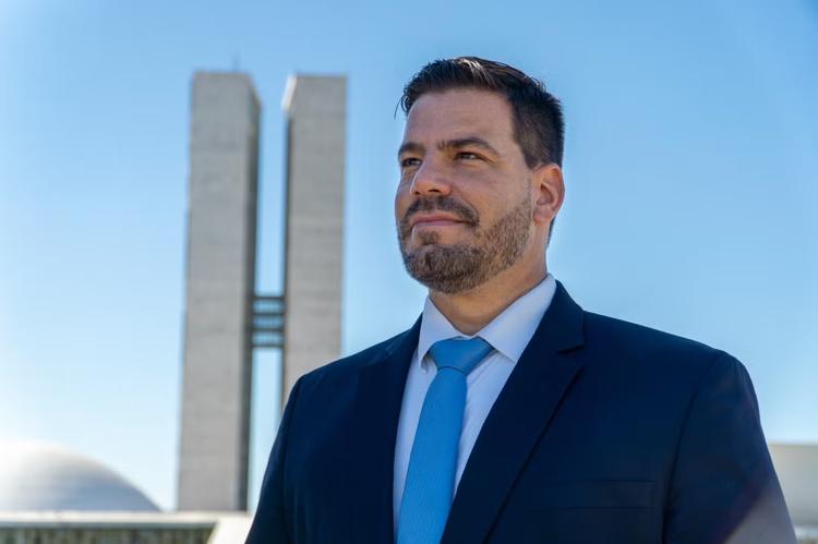 'Novo desafio', classifica Capitão Contar com vitória para o Senado por MS