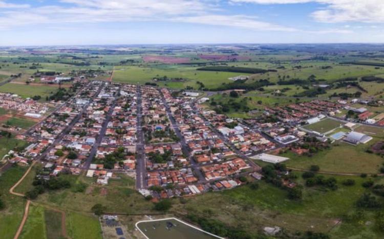 Moradores de Macedônia votam para  prefeito e vice no dia do 2º turno das eleições 2026