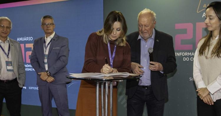 Sistema Ocemg amplia articulação institucional com oito acordos de cooperação técnica