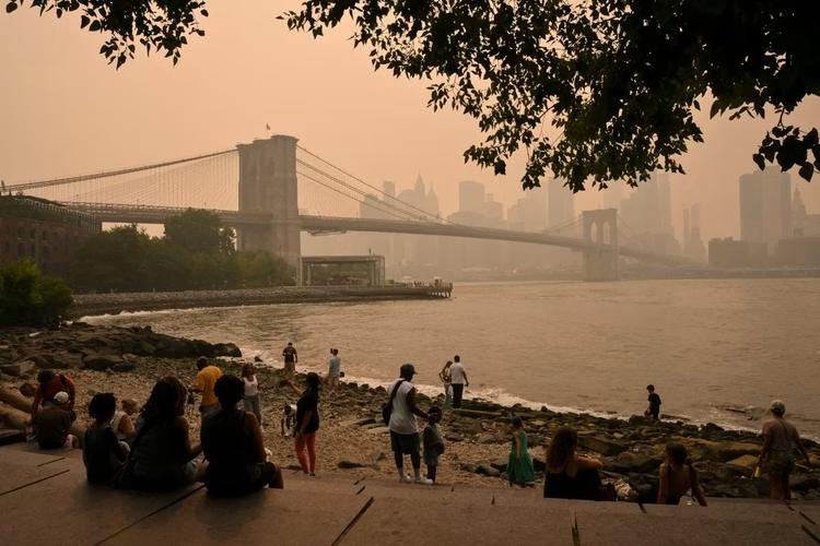 Incêndio florestal no Canadá deixa EUA em alerta de má qualidade do ar, incluindo palco da final da Copa
