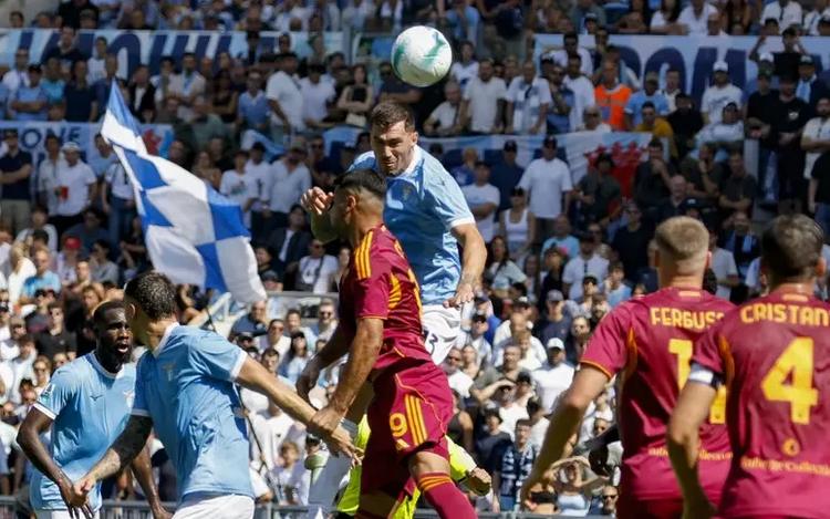 Derby Roma-Lazio anticipato alle 12: decisione della Prefettura per motivi di sicurezza