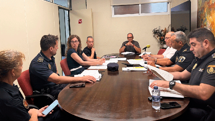 Petrer refuerza la seguridad de sus Festes Patronals con 42 servicios extraordinarios de Policía Local