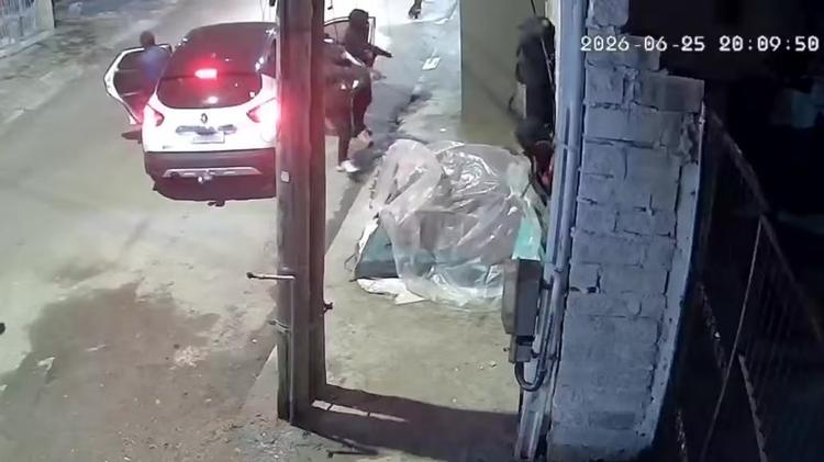 Ataque a tiros deixa um adolescente de 16 anos morto e dois feridos em Porto Alegre