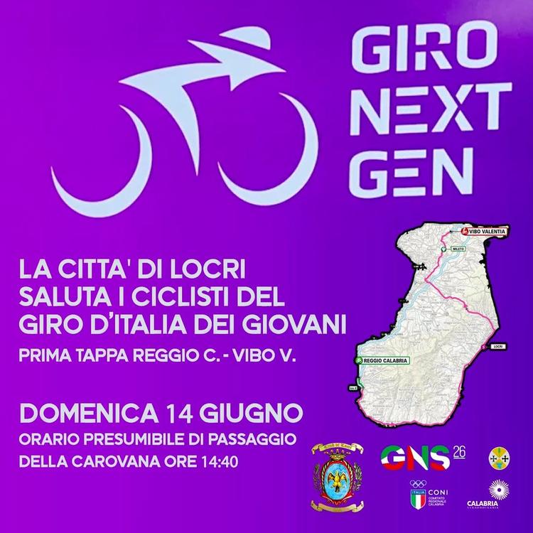 💪 𝐃𝐨𝐦𝐞𝐧𝐢𝐜𝐚 𝟏𝟒 𝐆𝐢𝐮𝐠𝐧𝐨 la Città di Locri saluta i ciclisti del "𝑮𝒊𝒓𝒐 𝒅'𝑰𝒕𝒂𝒍𝒊𝒂 𝑵𝒆𝒙𝒕 𝑮𝒆𝒏"...