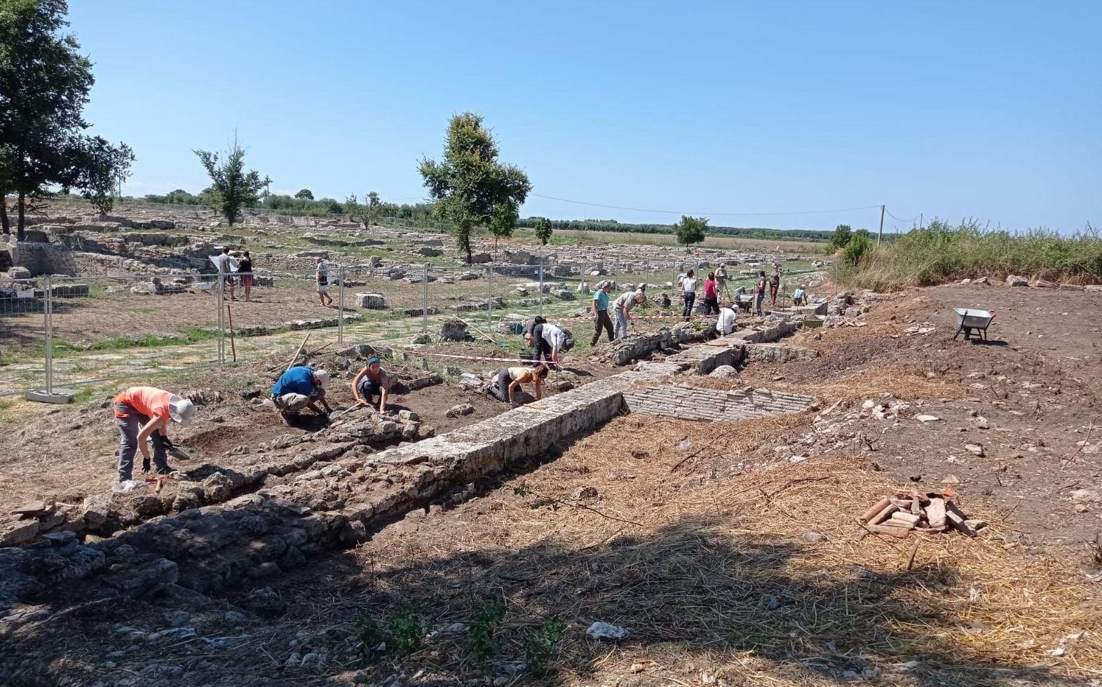 Archeologia Viva: a Paestum il pubblico entra nei cantieri per scoprire i segreti del restauro