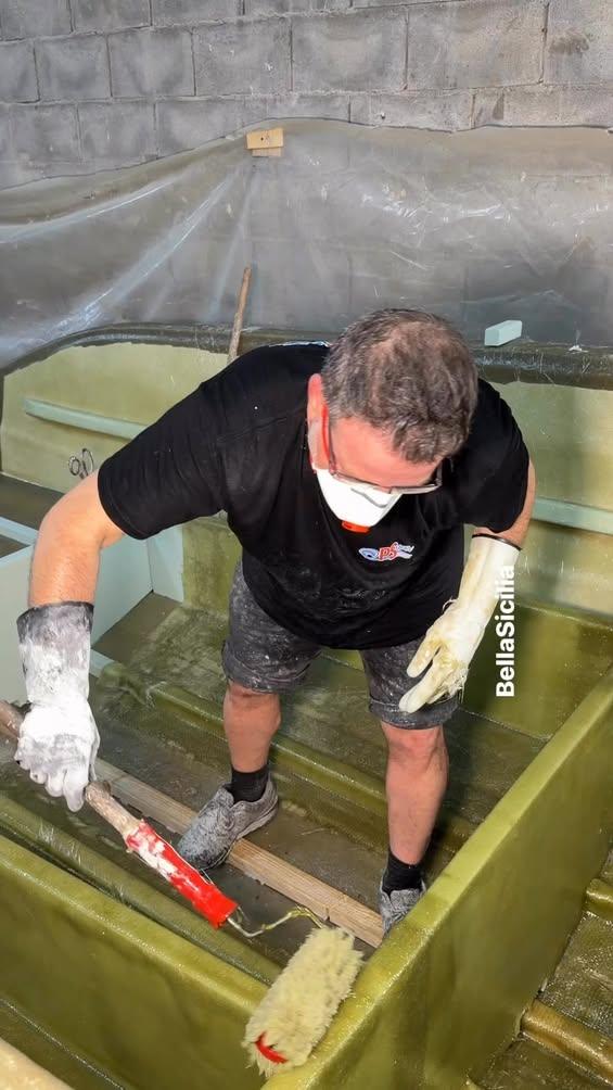 Come nasce una barca, a fine video il lavoro completo e la grande soddisfazione 🛥️ #bellasicilia #vivoinsiiclia #ondatv...
