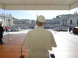 Leone XIV: “non delegare le decisioni agli algoritmi”
