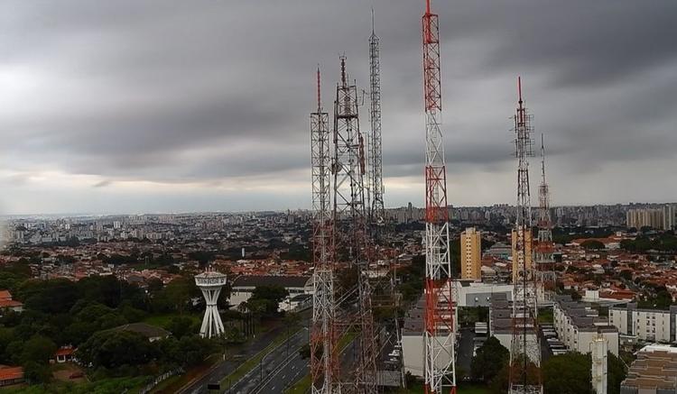 Frente fria muda o tempo na região de Campinas, traz chuva e abre caminho para frio de até 12º C