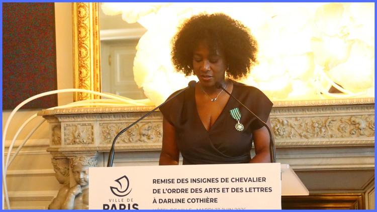 Darline Cothière élevée Chevalier des Arts et des Lettres