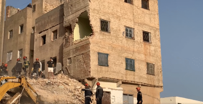 انهيار جديد لعمارة عشوائية بفاس يسائل إجراءات المراقبة ويعيد إلى الواجهة انعدام معايير البناء