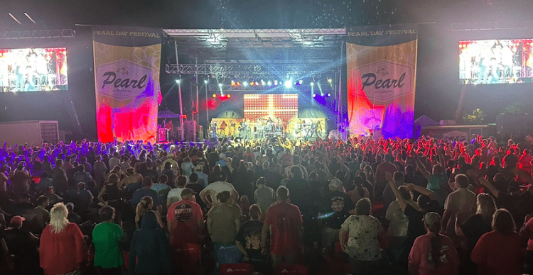 Hit rock band Daughtry headlining Pearl Day this weekend