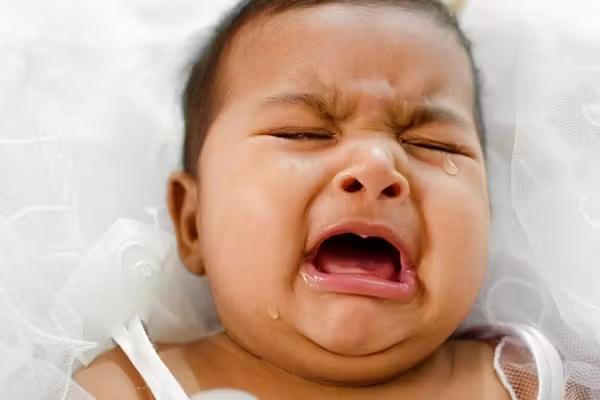 Colic: Why is My Baby Crying Constantly?