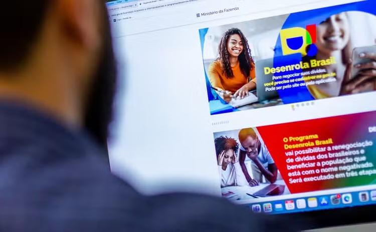 Desenrola 2.0: trabalhadores já pediram uso de R$ 3,88 bilhões do FGTS para abatimento de dívidas