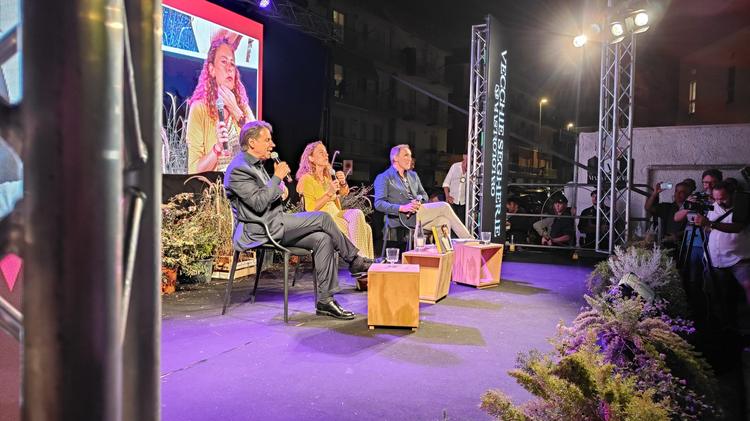 Campo largo, la volata di Conte e Boccia da Bisceglie