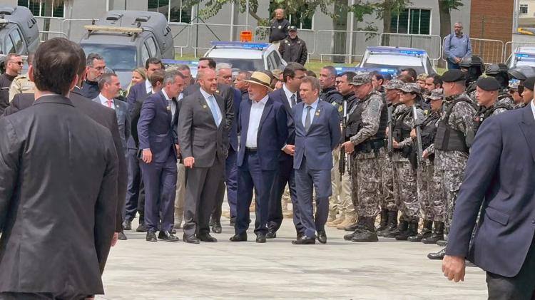 Lula anuncia força-tarefa para combater roubo de cargas nas rodovias federais do RJ