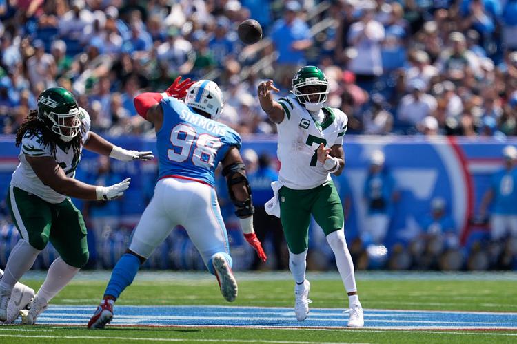 Tennessee Titans trade former Mississippi State star Jeffery Simmons to Chicago Bears