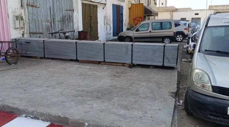 ساكنة عمارة بالصورة تندد بتفشي الاحتلال غير المشروع للملك العمومي