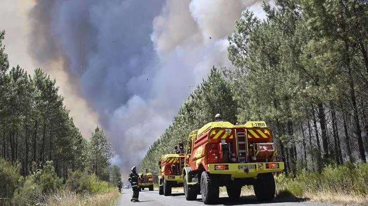 Gironde : incendie, 20 000 personnes évacuées, 3700 hectares brûlés