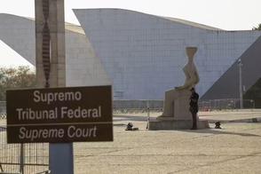 Oposição e governo travam guerra de representações em meio à crise envolvendo o STF