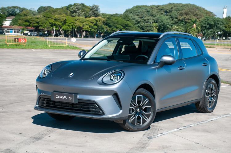 GWM lança Ora 5 por R$ 159 mil e acirra guerra de preços dos SUVs elétricos; veja teste
