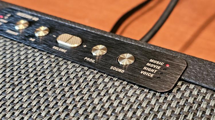 controls on marshall heston 60 soundbar