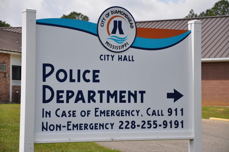 Diamondhead nears launch of city police force