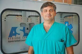 A Capri nel mini ospedale che cura turisti e vip, il sindaco-chirurgo: "Sfida costante, servono rinforzi. La telemedicina aiuta"