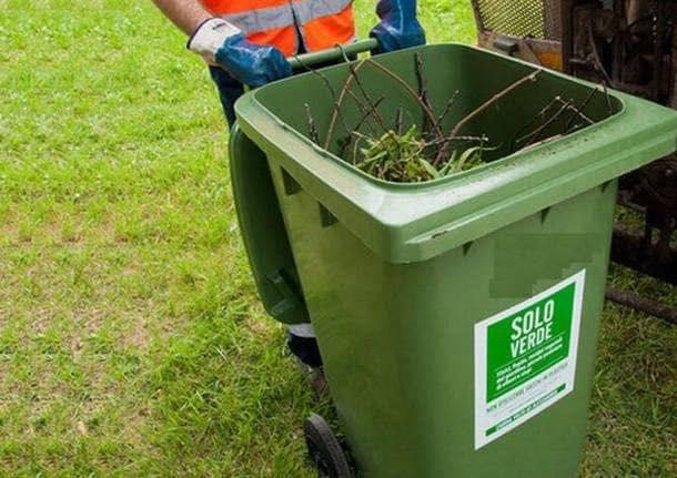 🍃 AVVISO – RACCOLTA DEL VERDE 🍃 A causa di un problema di salute che ha coinvolto un operatore, oggi il servizio di ra...