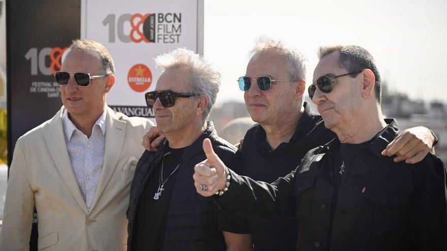 La inverosímil historia de los Hombres G llega al cine: "En el siglo XXI nos están pasando cosas más increíbles que en el siglo XX"