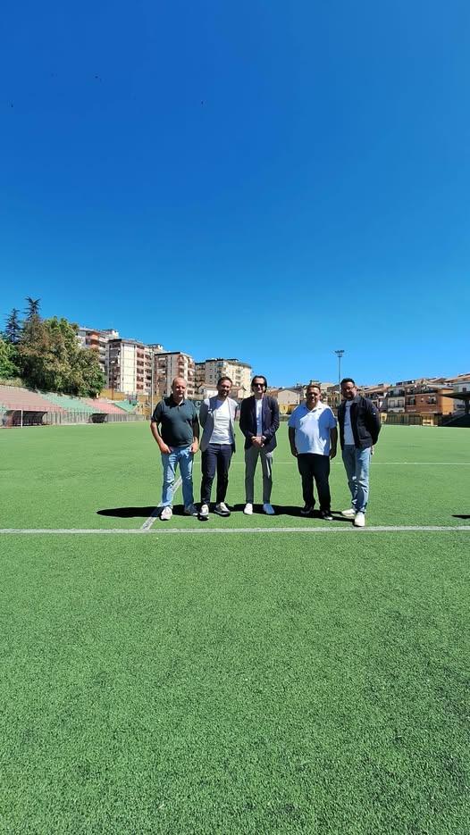 CONSEGNA DEI LAVORI! ⚽ ​Oggi è una giornata importante per lo sport e per i nostri giovani! Stamattina abbiamo proceduto...