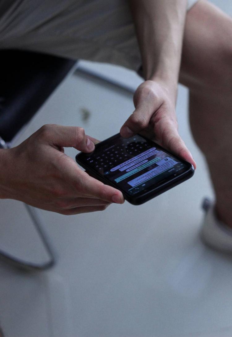 Cos'è Chat Control e cosa ha deciso il Parlamento europeo