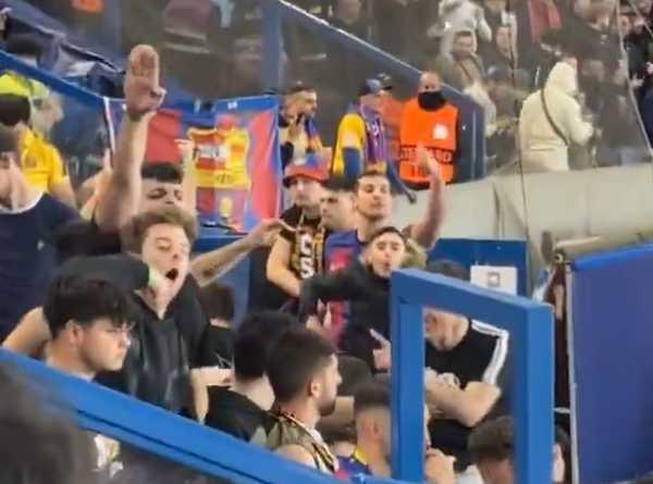 Torcedores do Barcelona são detidos  por racismo e saudações nazistas durante partida contra o PSG