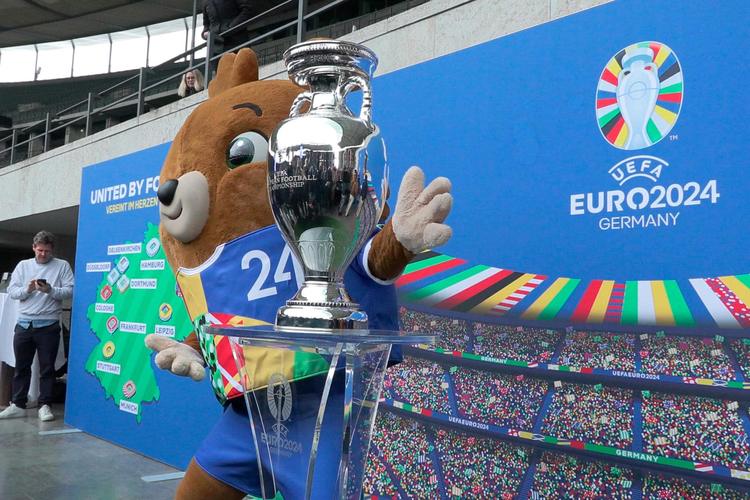 Explorando las curiosidades de la Eurocopa: datos fascinantes del torneo continental de fútbol
