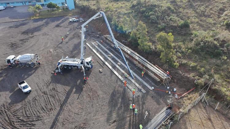 CSG AVANÇA EM OBRA DE R$ 13 MILHÕES NA ERS-122 COM CONCRETAGEM DA PRIMEIRA VIGA DO NOVO VIADUTO EM CAXIAS DO SUL