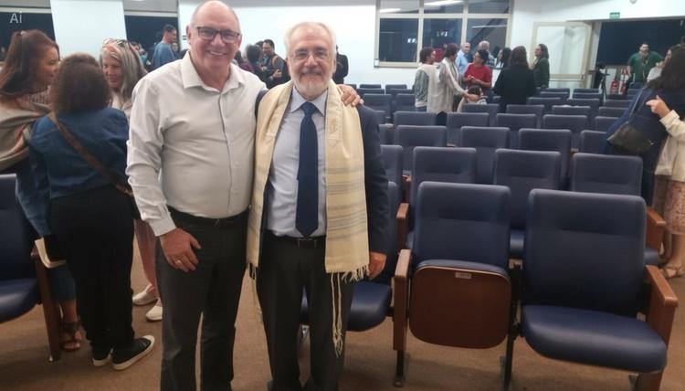 Igreja evangélica abre espaço para a comunidade judaica