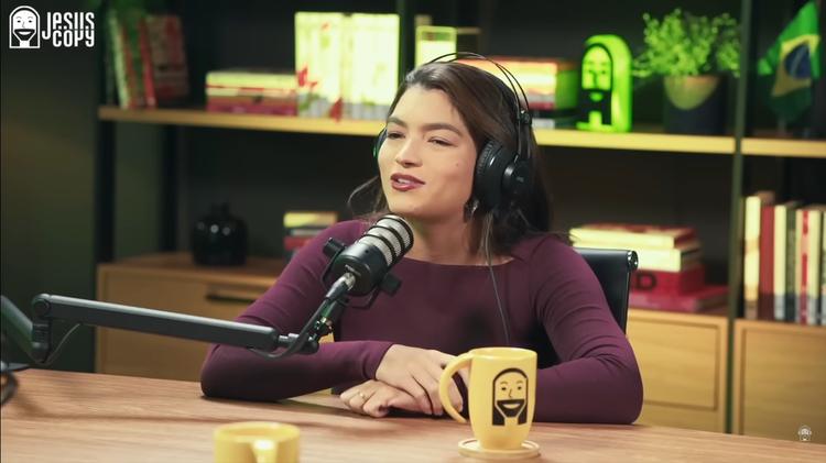 “O hábito de leitura da Palavra e oração foi o que mudou minha vida”, diz Lara Santana