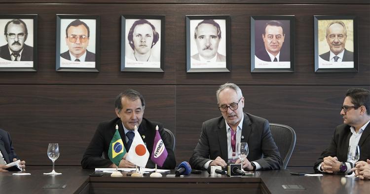Cooperativas paranaenses avançam diálogo com Japão para ampliar exportações