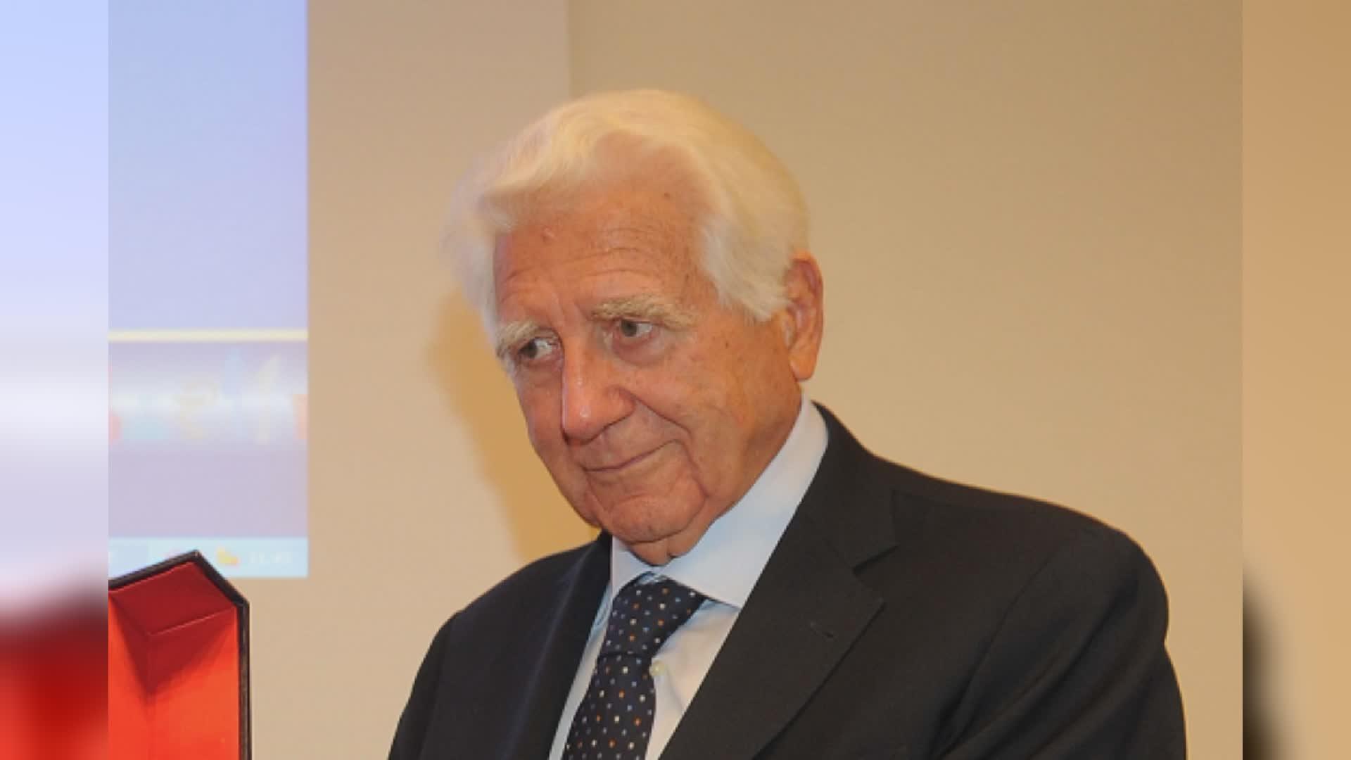 Salerno piange la scomparsa di Bruno Ravera, medico ed ex sindaco della città