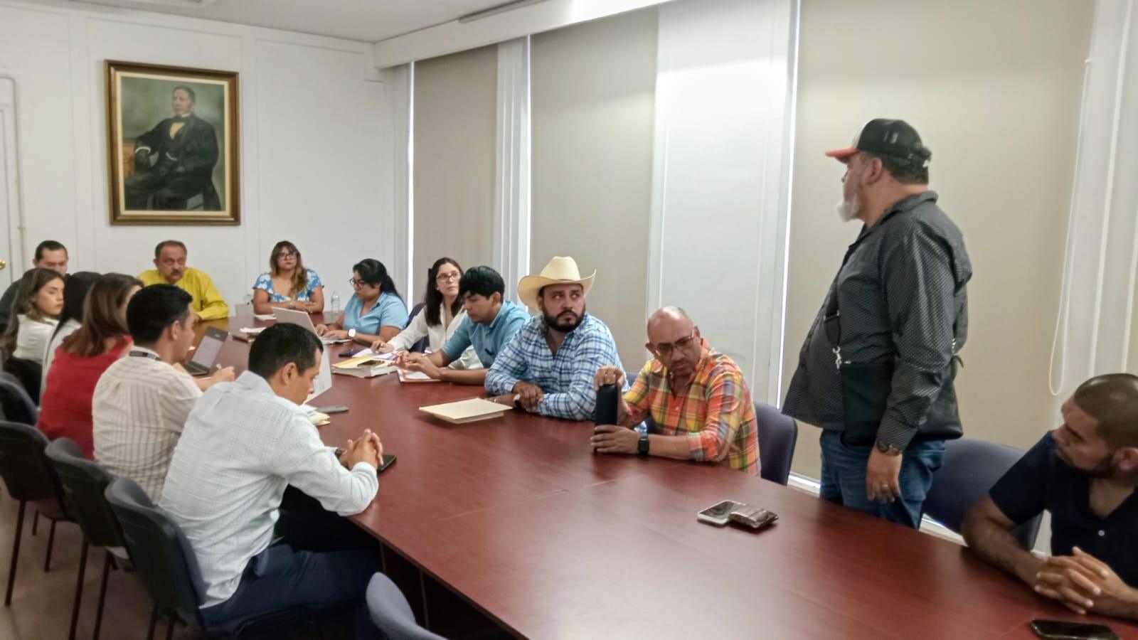 Truenan mesas de diálogo por abusos en cobro de grúas en Morelos