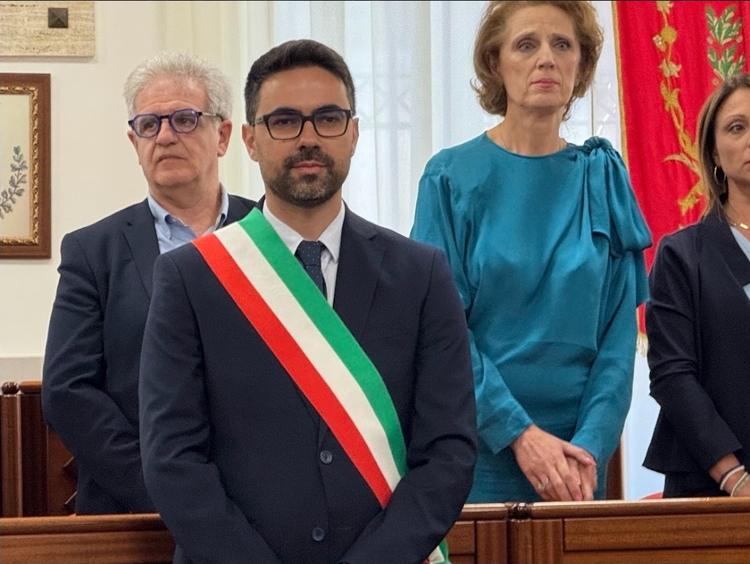 San Vito dei N.nni: cerimonia di insediamento per il sindaco Marco Ruggiero