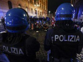 Bande di latinos. Fiasco: “La migliore prevenzione della violenza è garantire diritti in città accoglienti”