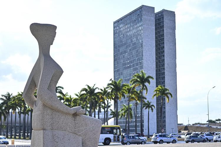 Entidades vão contestar no STF decisão do Congresso Nacional que dificulta aborto legal em crianças