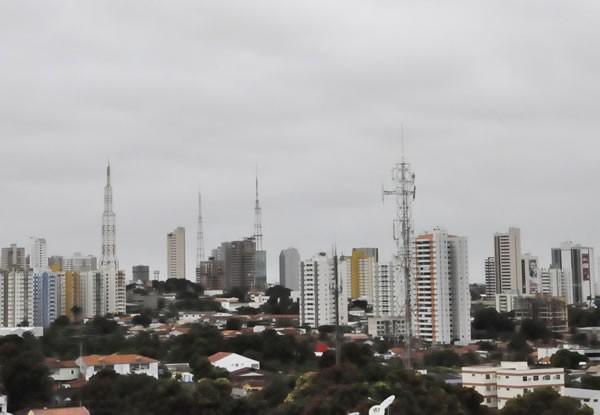 Chuva e frio: como fica o tempo nesta semana em MT