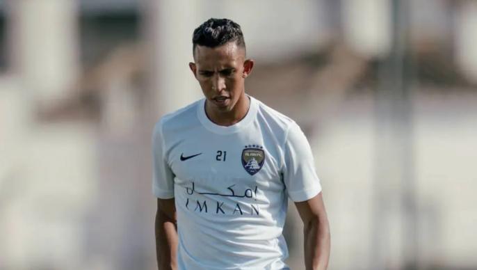 سفيان رحيمي يعود إلى تدريبات العين استعدادا للموسم الجديد